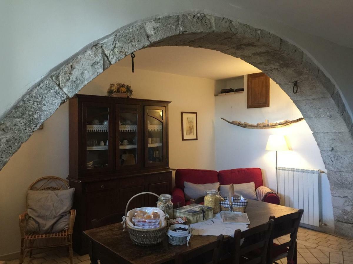 Aparthotel Residenza La Torre Santo Stefano Di Sessanio Exterior foto